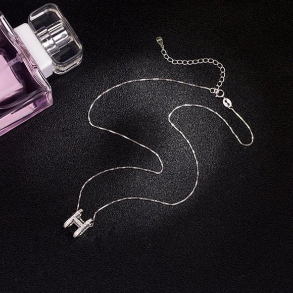 *925 Sterling Silver Diamond H Letter Necklace B - Picture 4 of 4